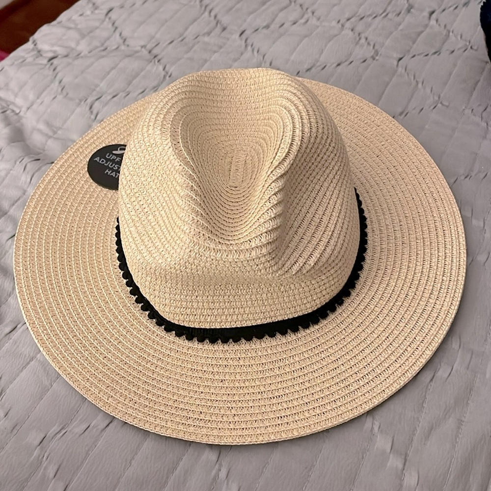 Rachel Zoe beach hat❗️